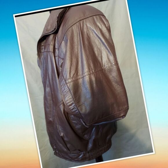 Gallery Rich Brown Leather Jacket Coat size Med. The inside is quilted. Slight w - Picture 4 of 7